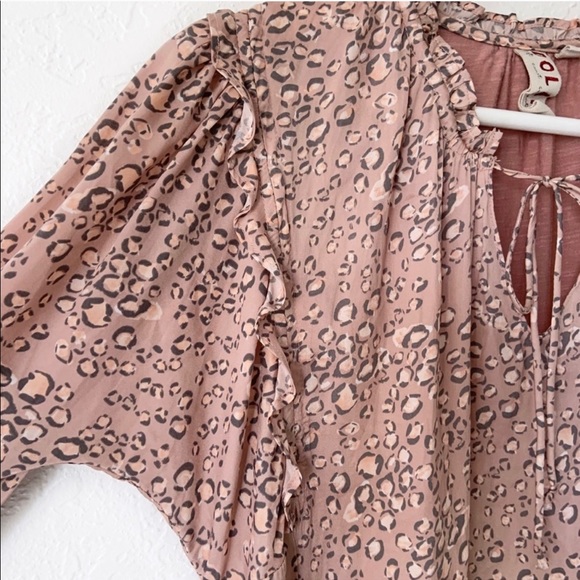 Dolan for Anthro blush animal print blouse. - Picture 6 of 11
